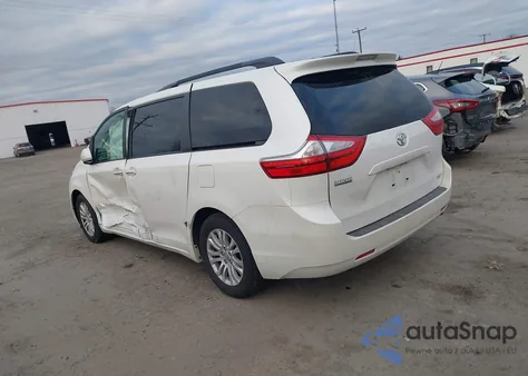 2015 Toyota Sienna Xle 8 Passenger z USA, uszkodzony, nr VIN 5TDYK3DC1FS534648